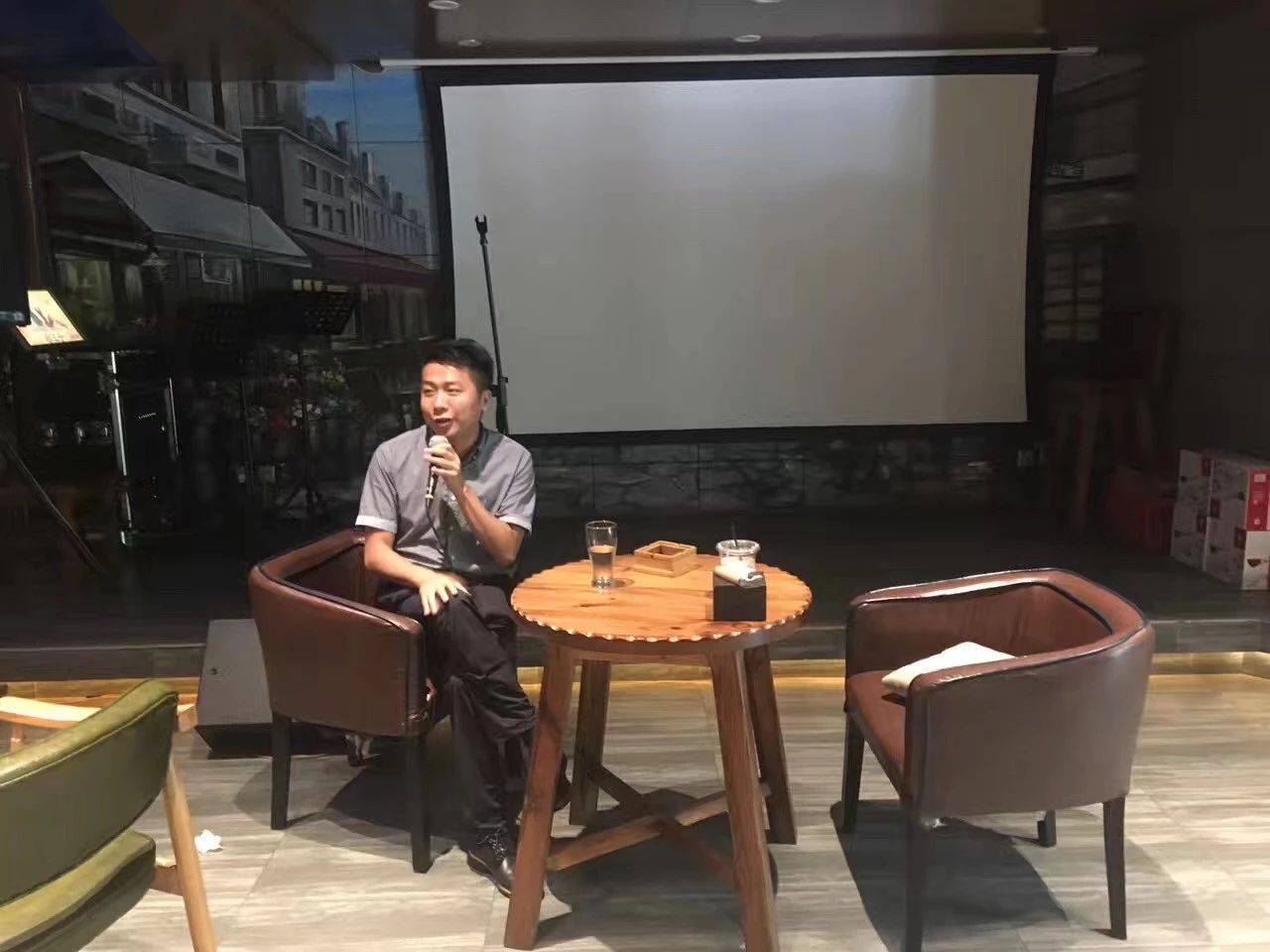 高手思维：职场人脉这样经营，让你身价翻10倍！
