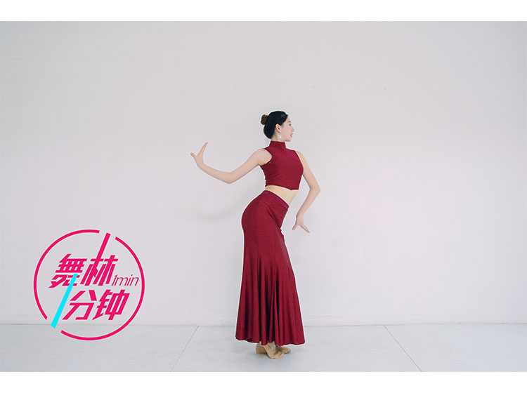 傣族舞《花儿》10