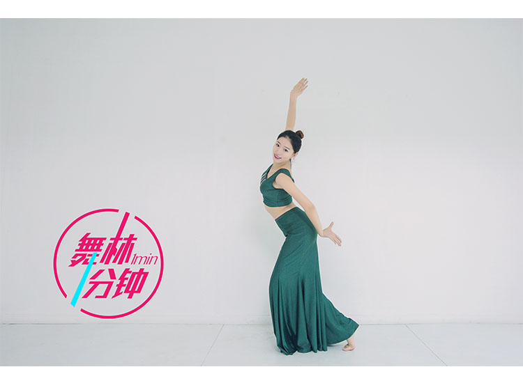 傣族舞《花儿》3