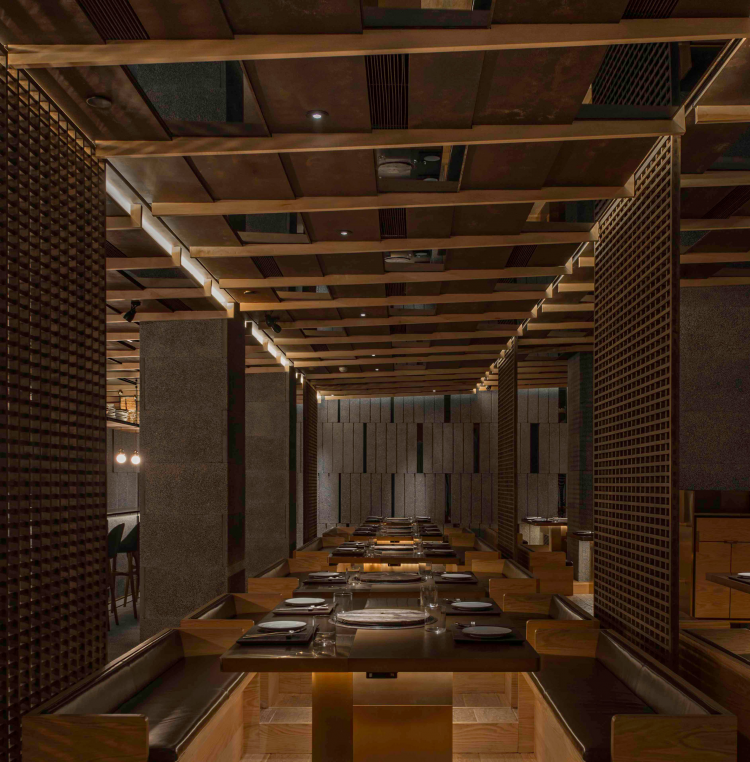 chi-q-nerihu-jean-georges-interior-shanghai_dezeen_2364_col_3.jpg