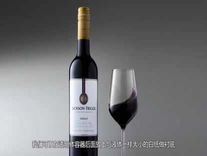 透明的酒杯，要是这么拍你也能拍出广告片，在家也能拍大片