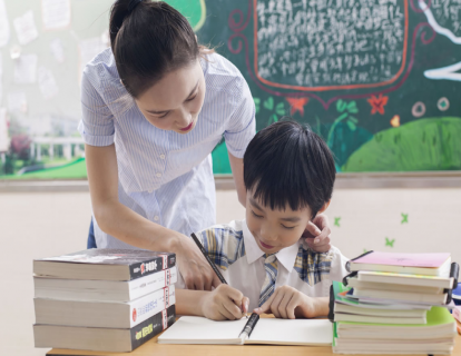 抑郁症患者复学后，学习状态不稳定，难以坚持，父母和孩子应如何快速调整心态？