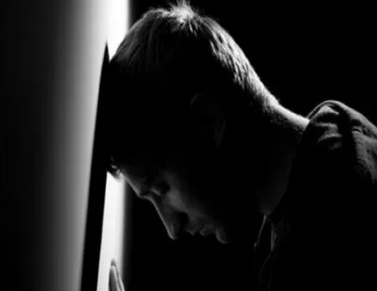 作业被烧后恐惧校园，拒绝上学，背后的原因远不止这么简单！