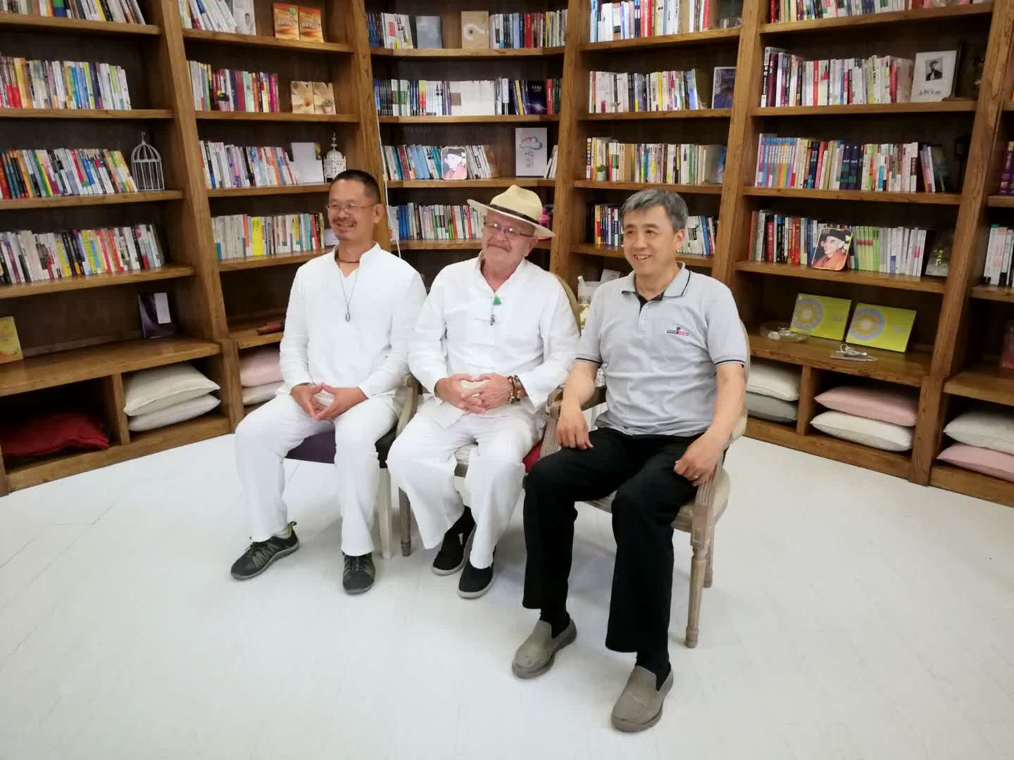 刘丰老师&美国灵性导师RAY的对话——宇宙灵性动能系列分享