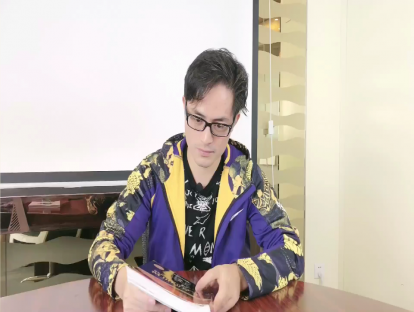 1.一名差生创立了对冲基金中的常青树 | 桥水基金