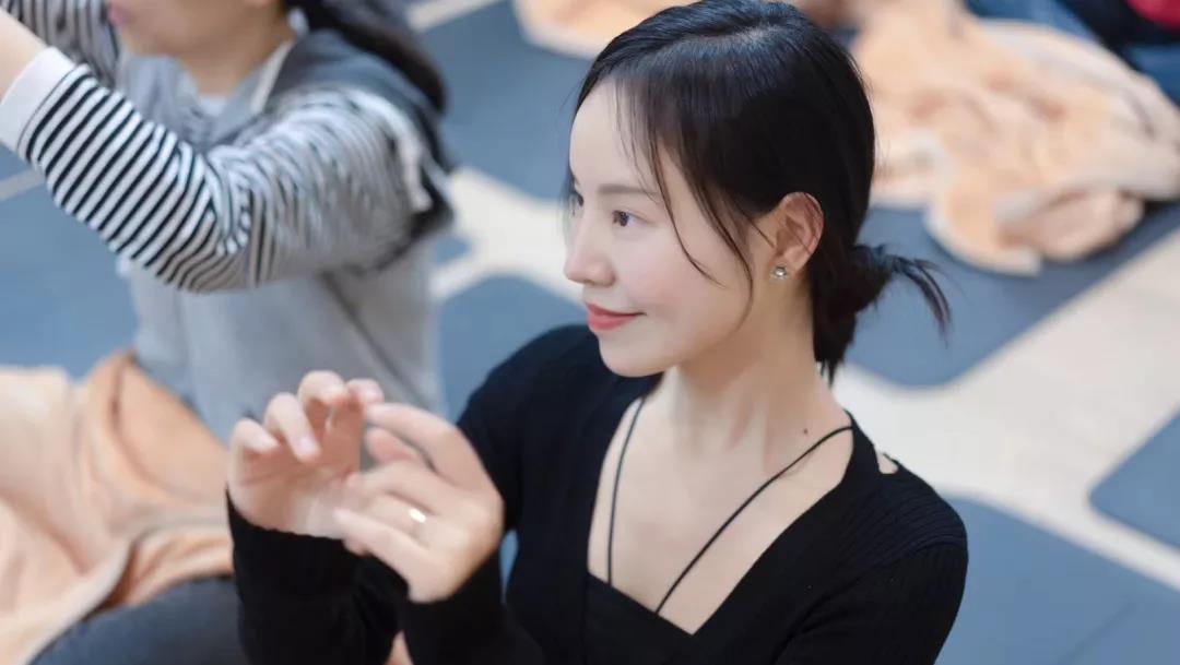 【超值推荐】YFree开肩美背瑜伽练习