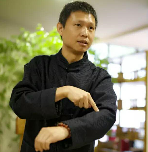 经络名家路新宇：十二经络自我疏通法之徒手保健康（音频+视频版）【自营】