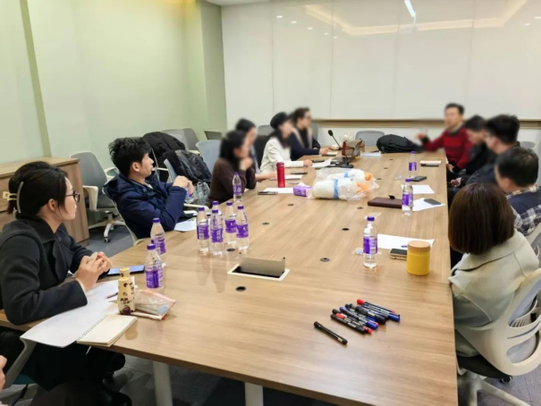 小鹅通教练专访：告别央企转型知识创业，他如何用 “利他” 思维破圈生长？