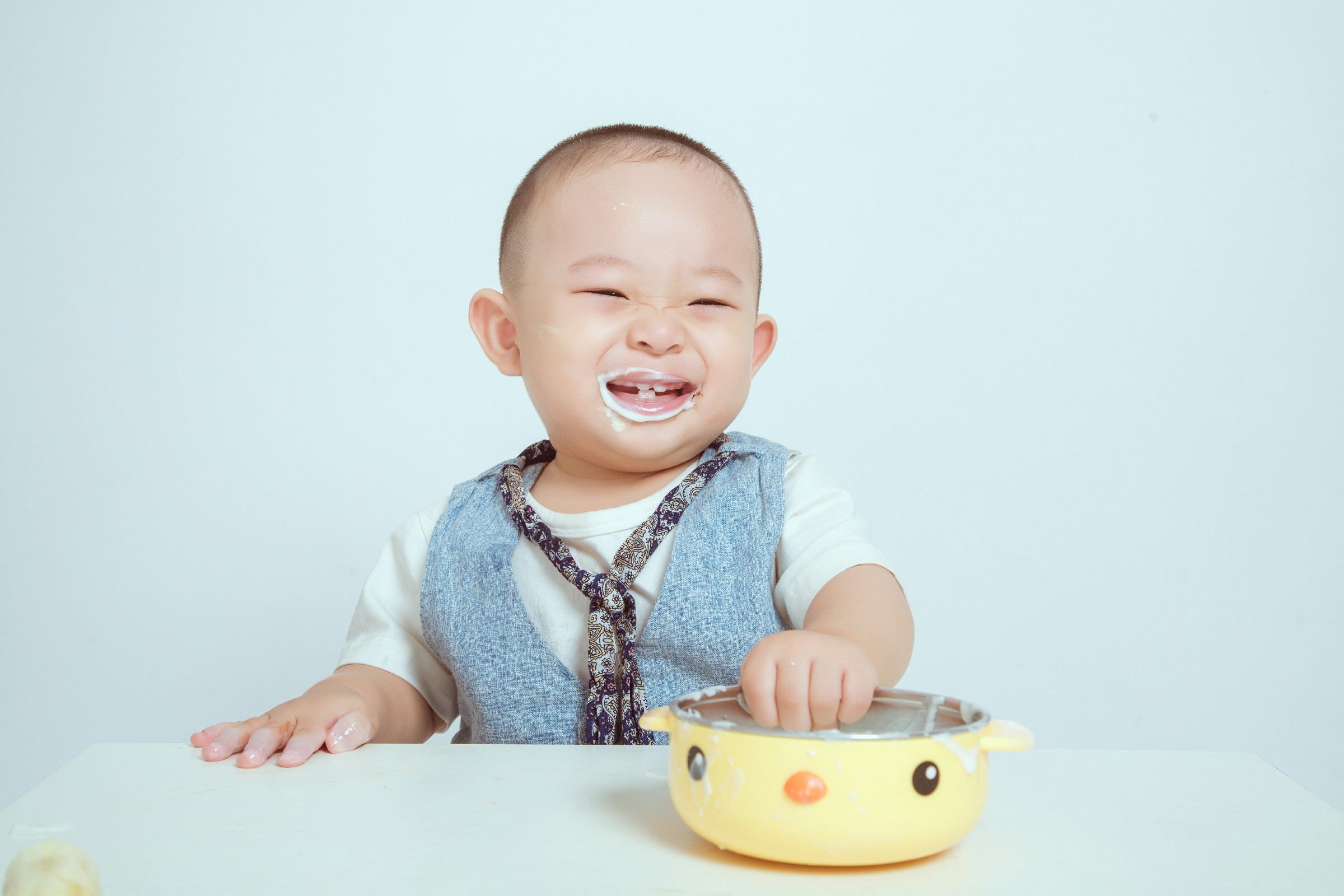 大元元的快乐时光：餐桌上的幸福时刻