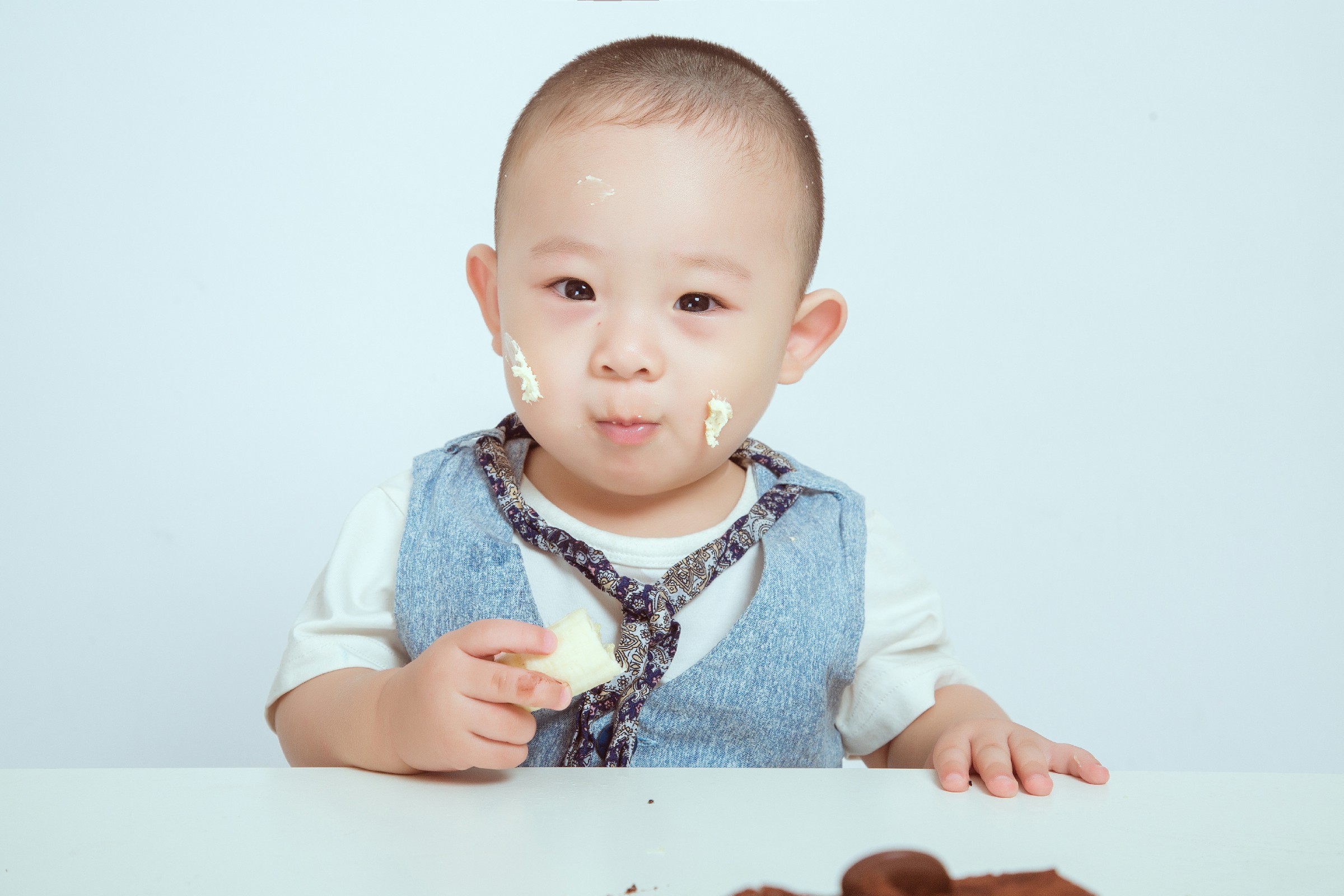 大元元的快乐时光：餐桌上的幸福时刻