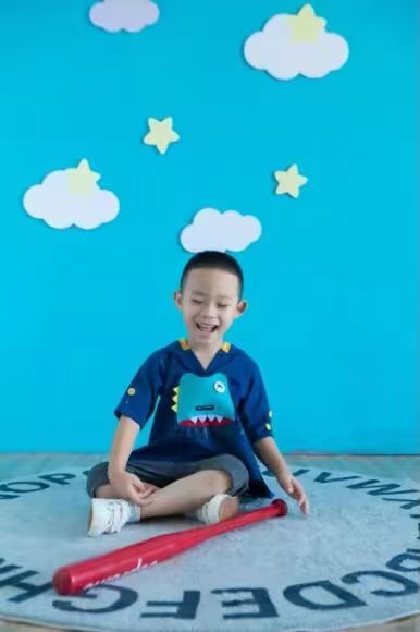 无忧无虑的大元元