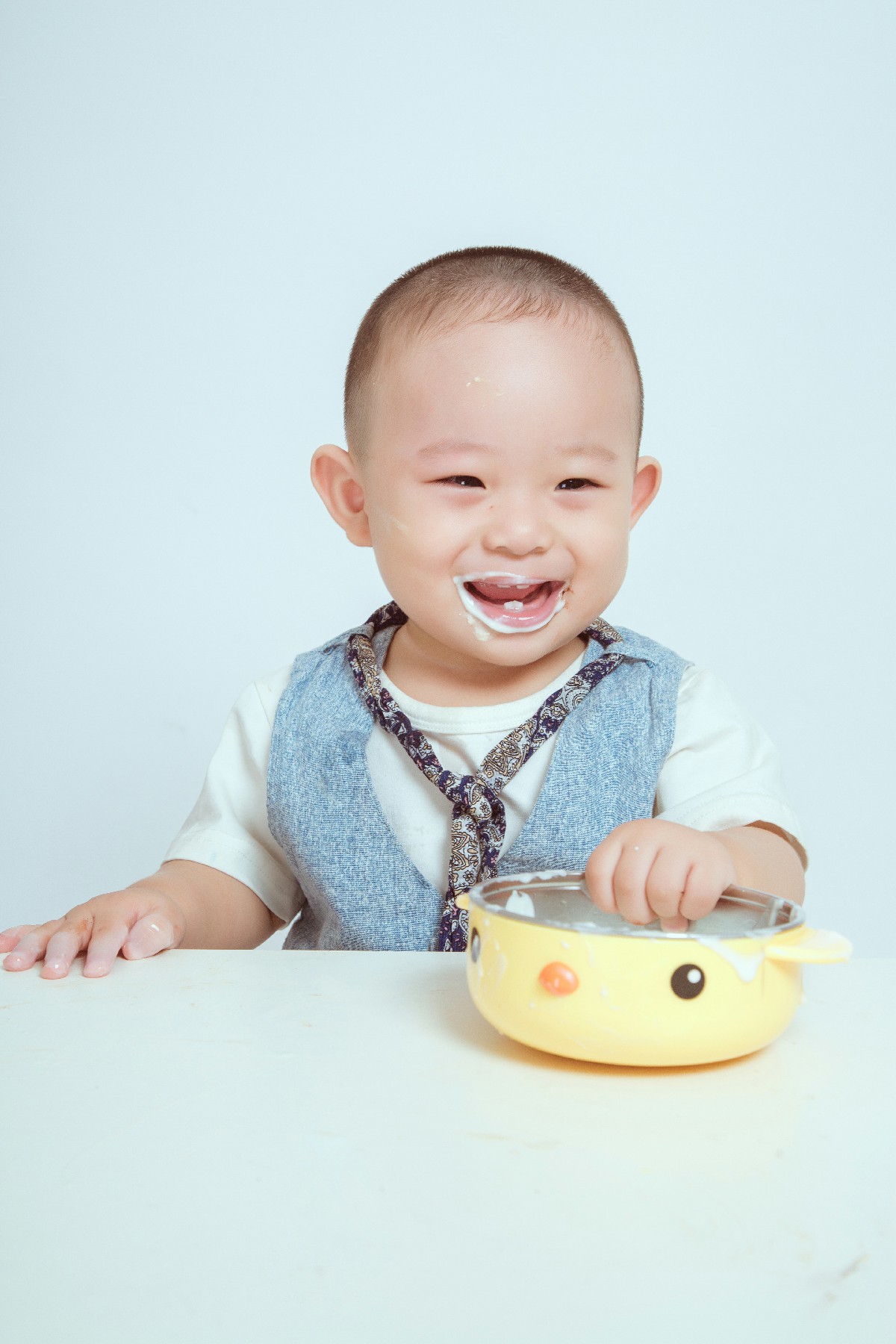 大元元的快乐时光：餐桌上的幸福时刻