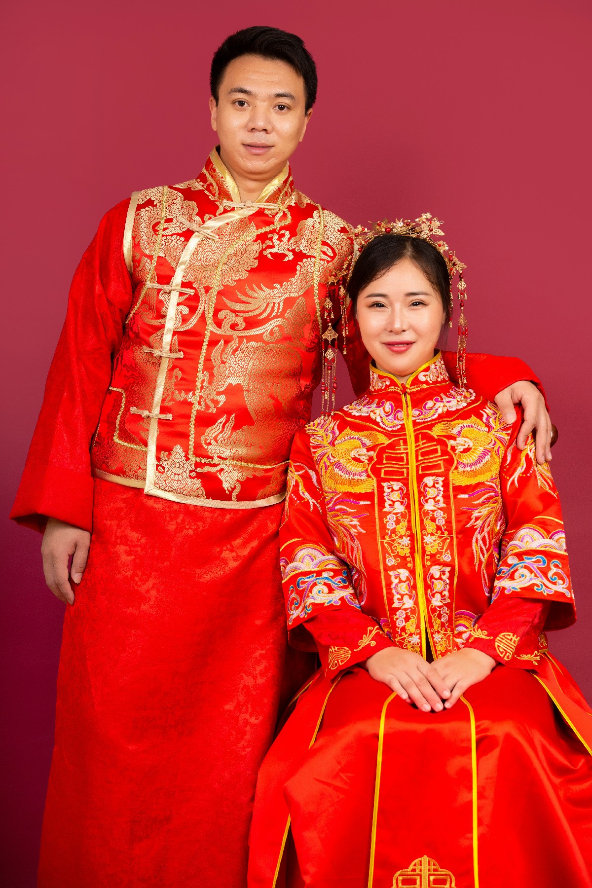 大元元与父母的温馨时刻：中国风写真的独特魅力