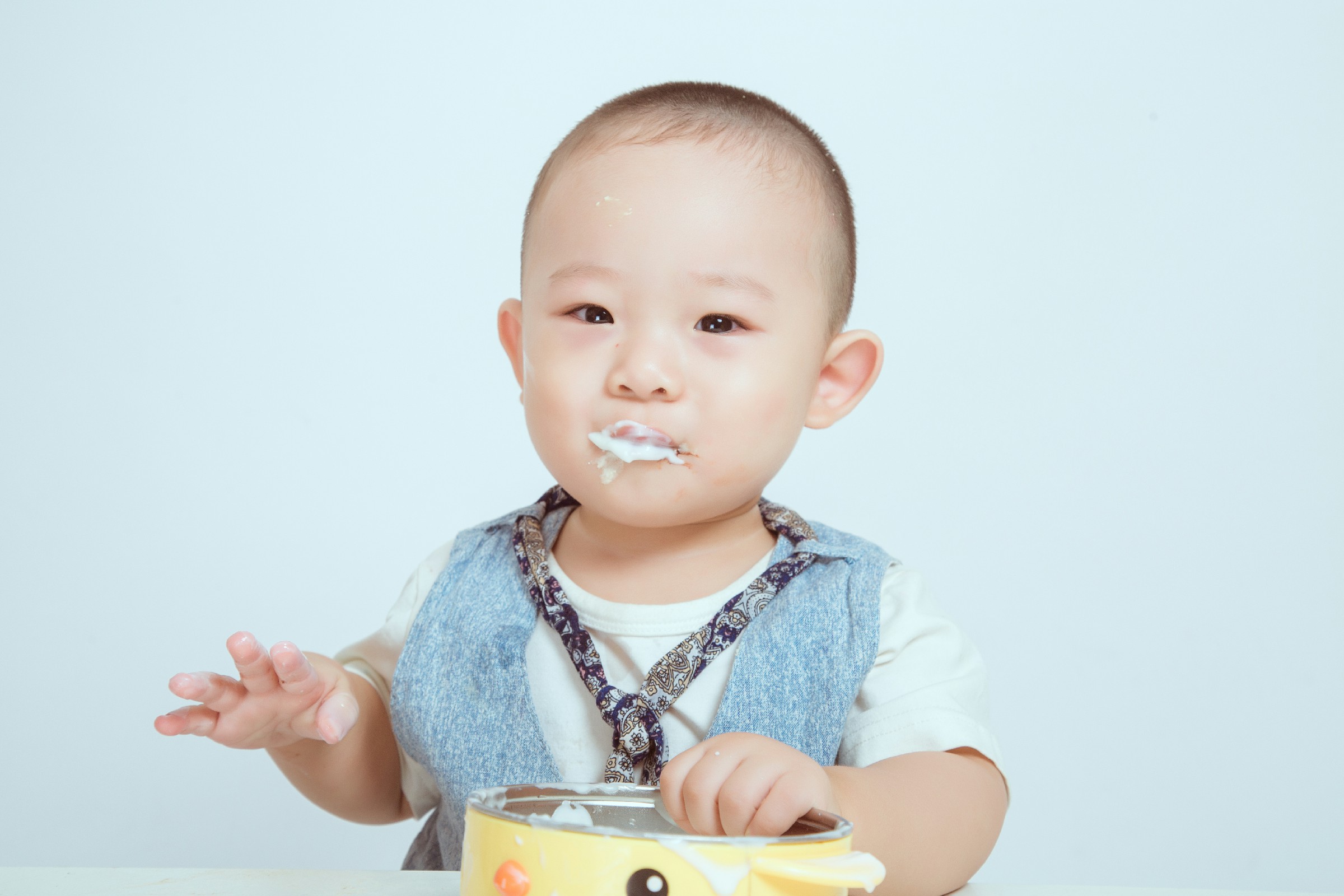 大元元的快乐时光：餐桌上的幸福时刻