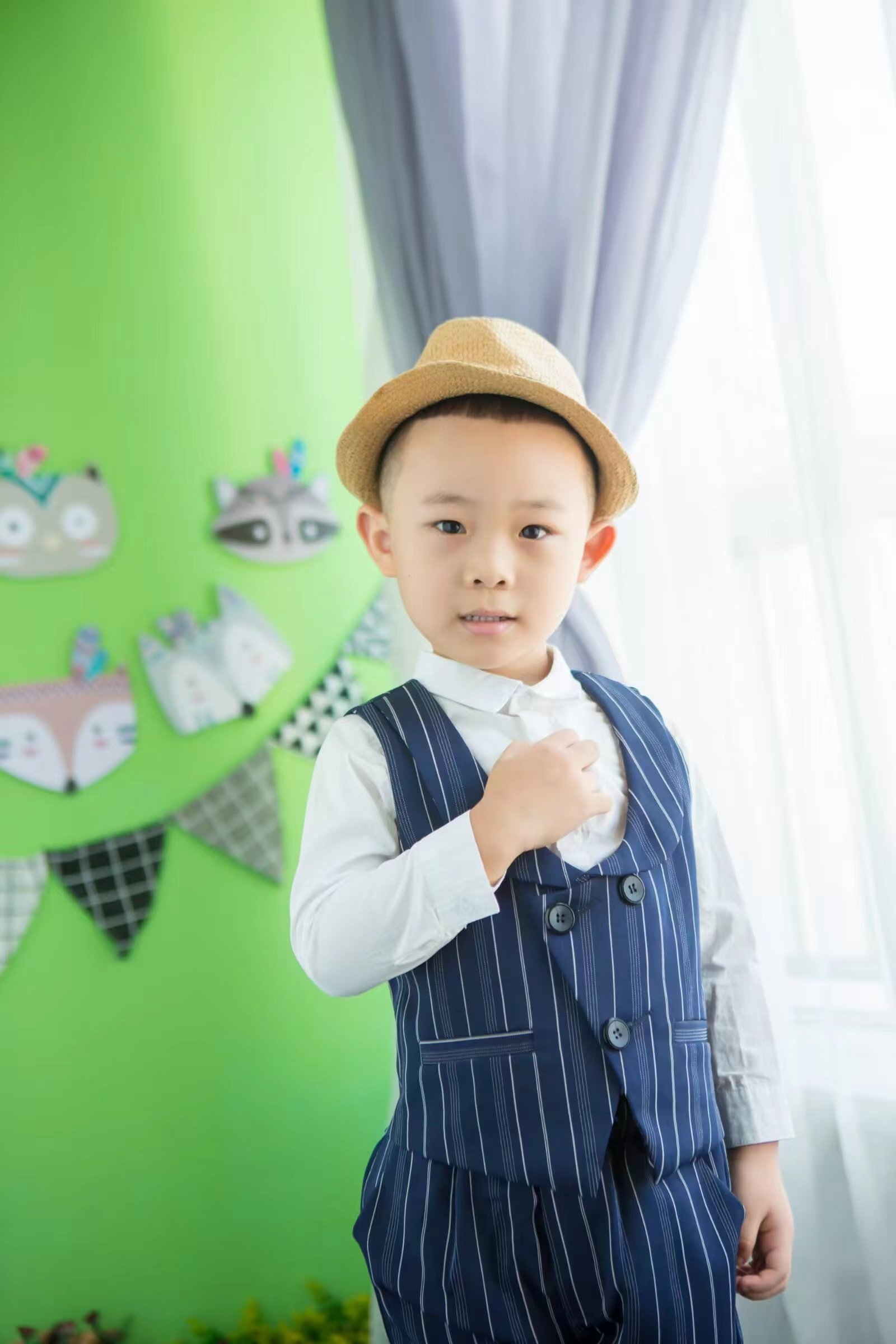 大元元的潮流瞬间：童真与时尚的完美结合