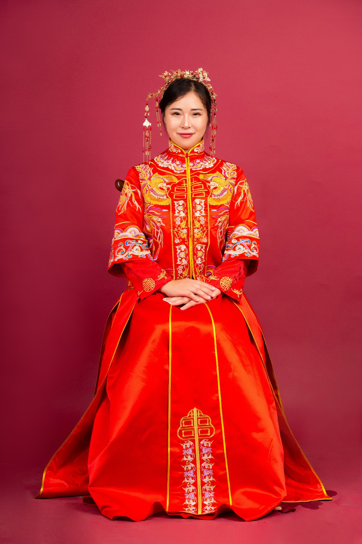 大元元与父母的温馨时刻：中国风写真的独特魅力