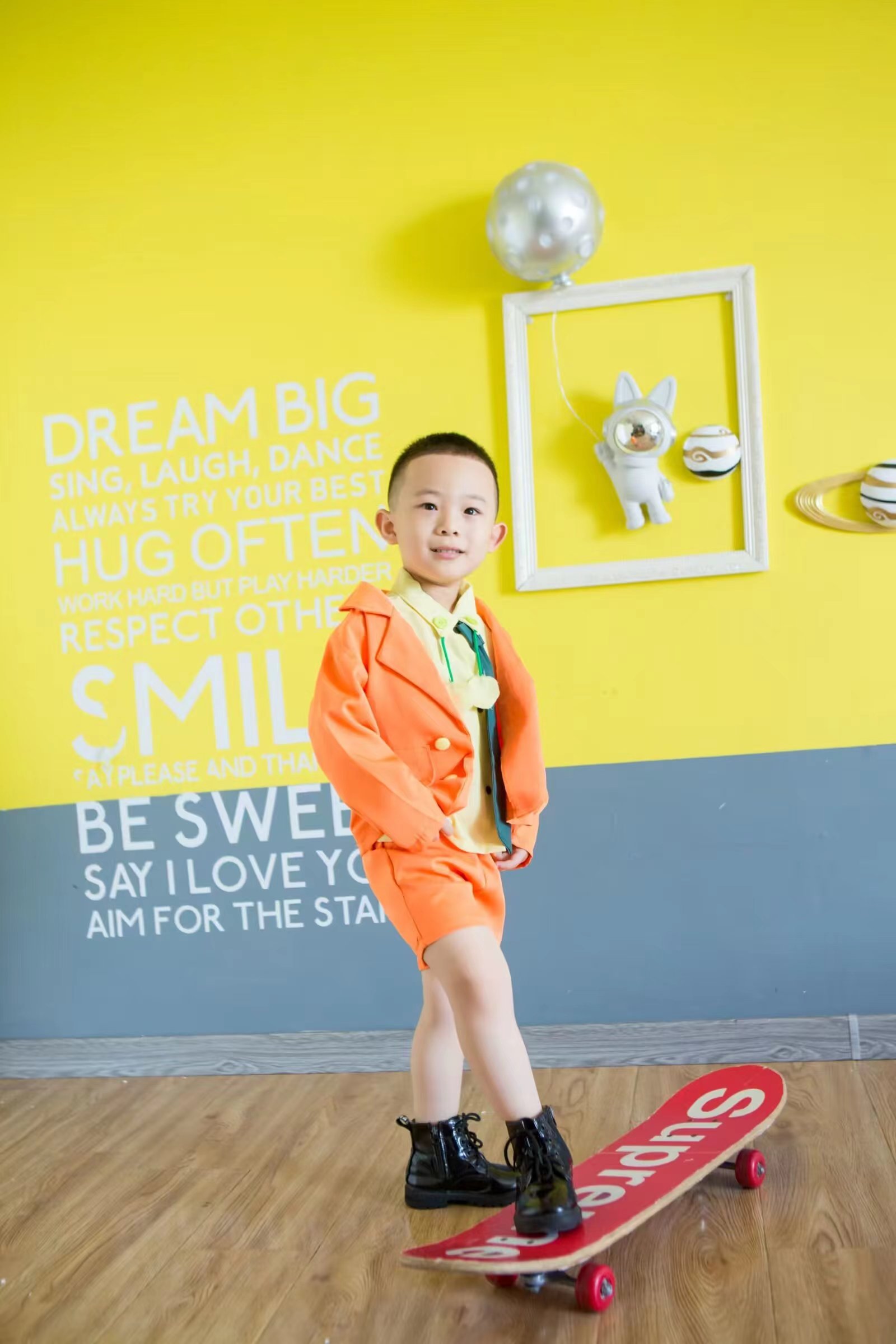 大元元的滑板日记：梦想、欢笑与成长的轨迹