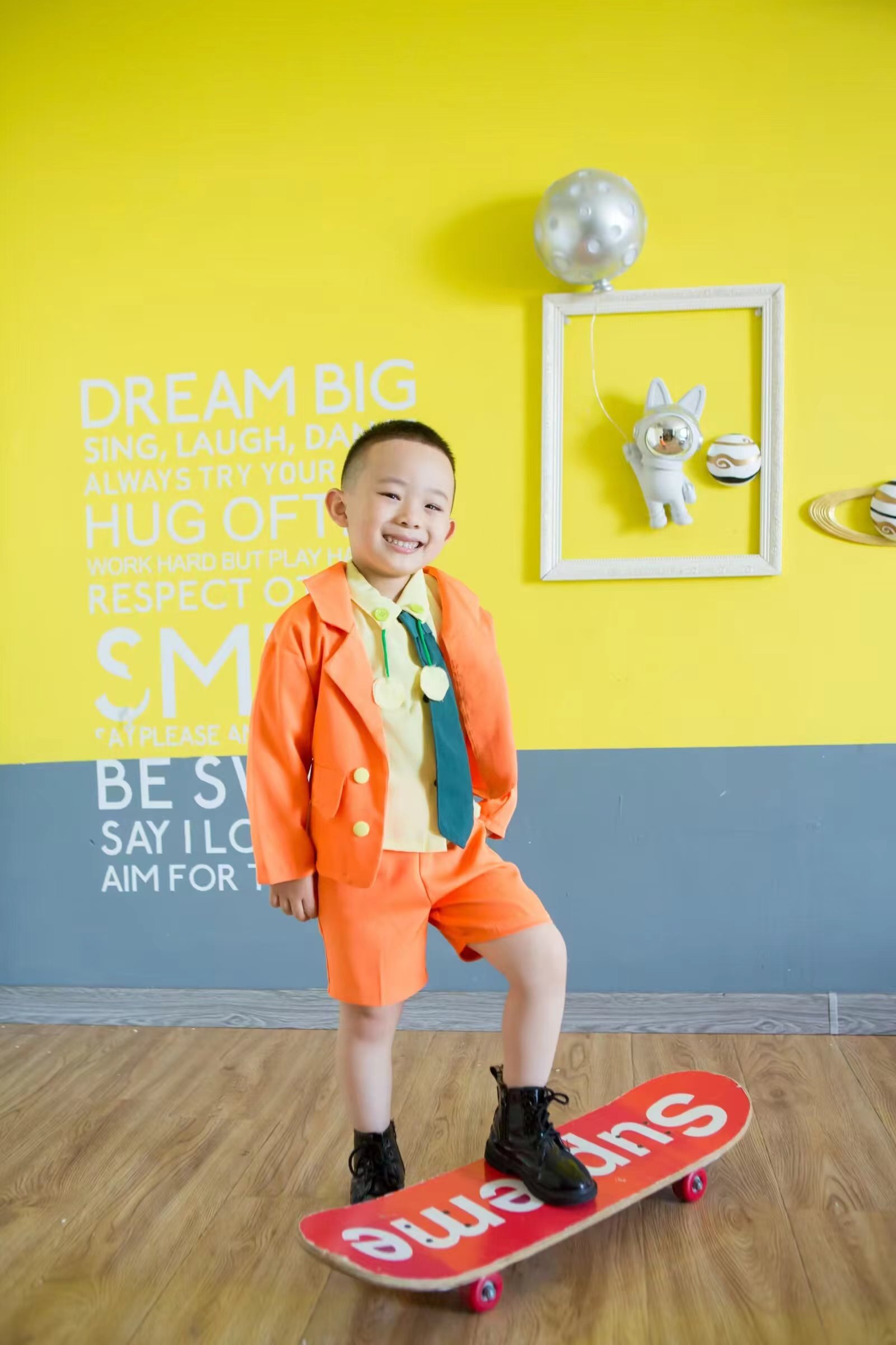 大元元的滑板日记：梦想、欢笑与成长的轨迹