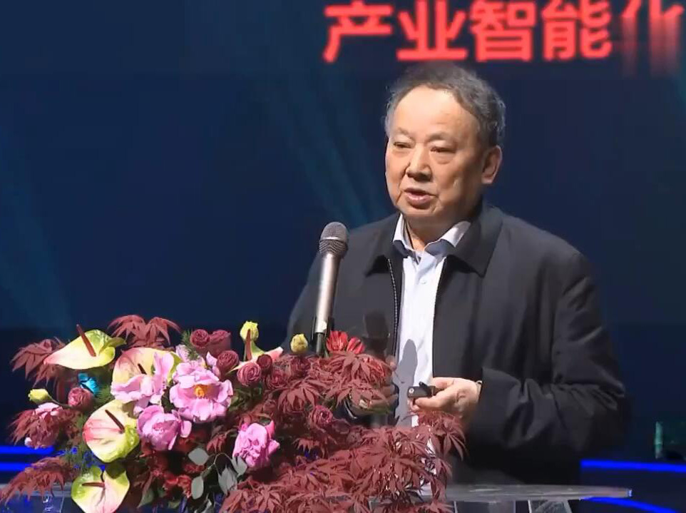 只有在安全保障下才能构筑网络强国