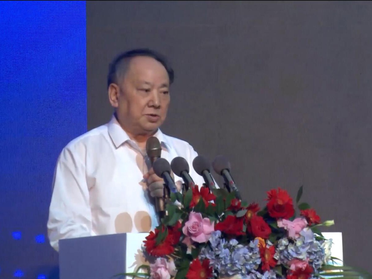 只有在安全保障下才能构筑网络强国